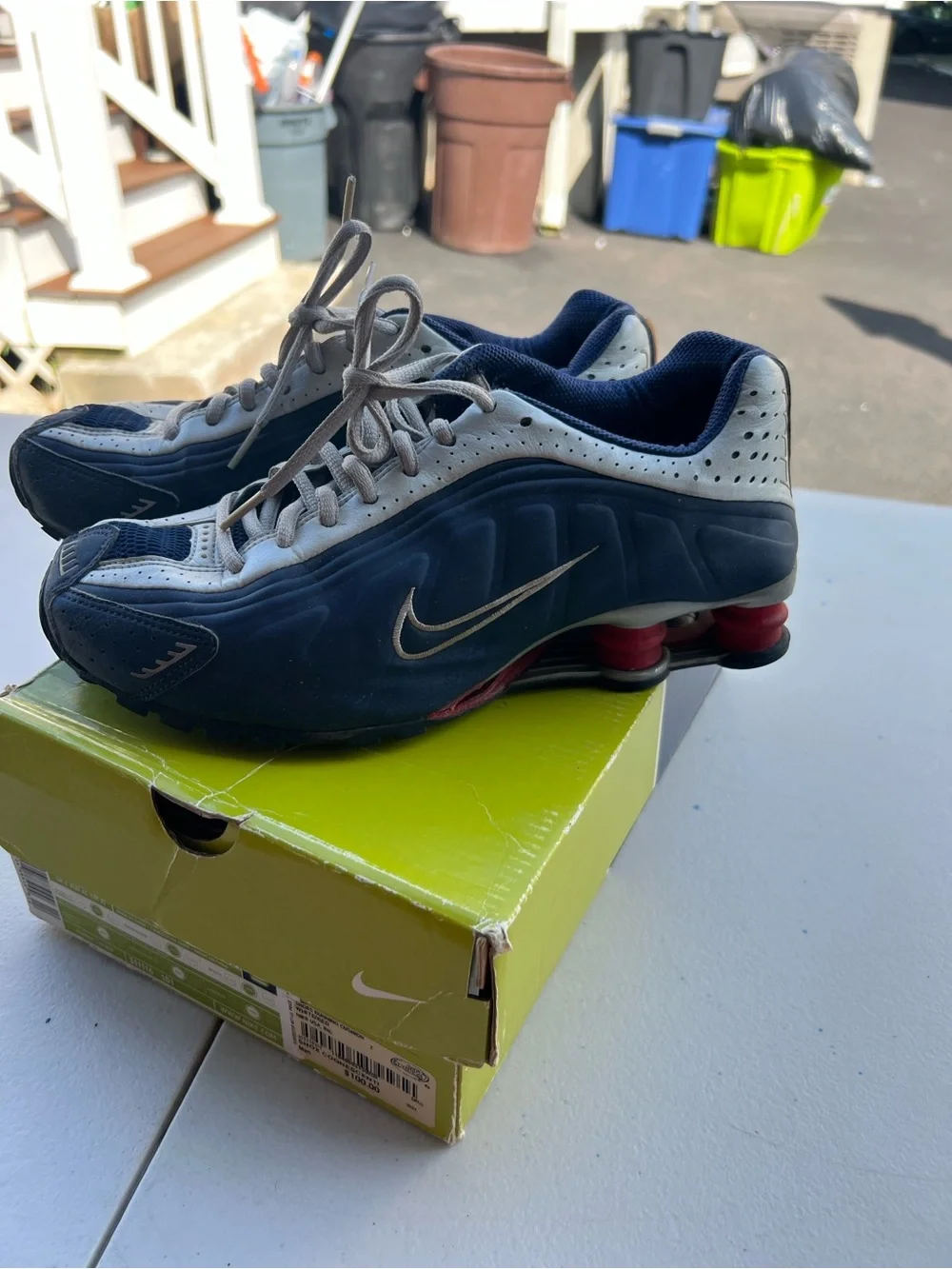 Nike Shox R4 USA Midnight Navy White Red Size 7 Vintage Shox Cognescenti Box